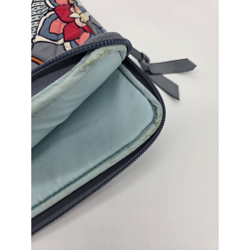Vera Bradley Laptop Sleeve Tropical Evening Quilted Floral 14 in X 11 in - Picture 7 of 8